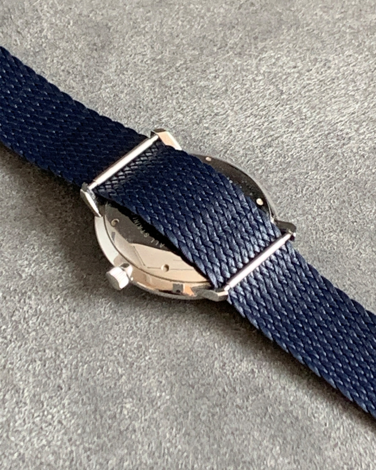 40-302_Detail_Junghans_R-ckseite